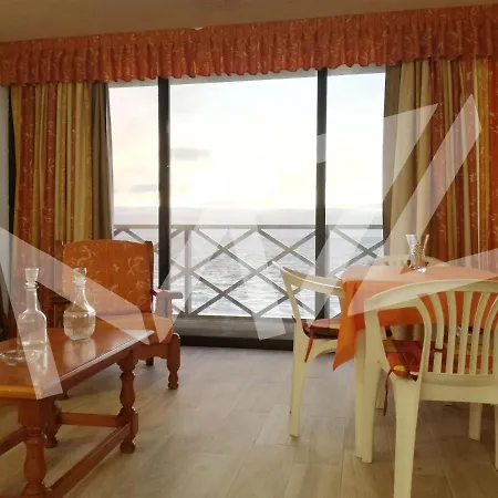 Arena Ocean Breeze * Puerto de Santiago (Tenerife)